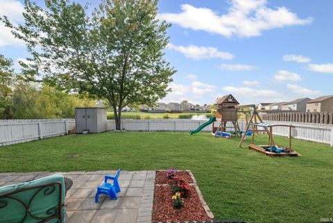 Tiny photo for 3081 Bardsdell Street, Lafayette, IN 47909 (MLS # 202541152)