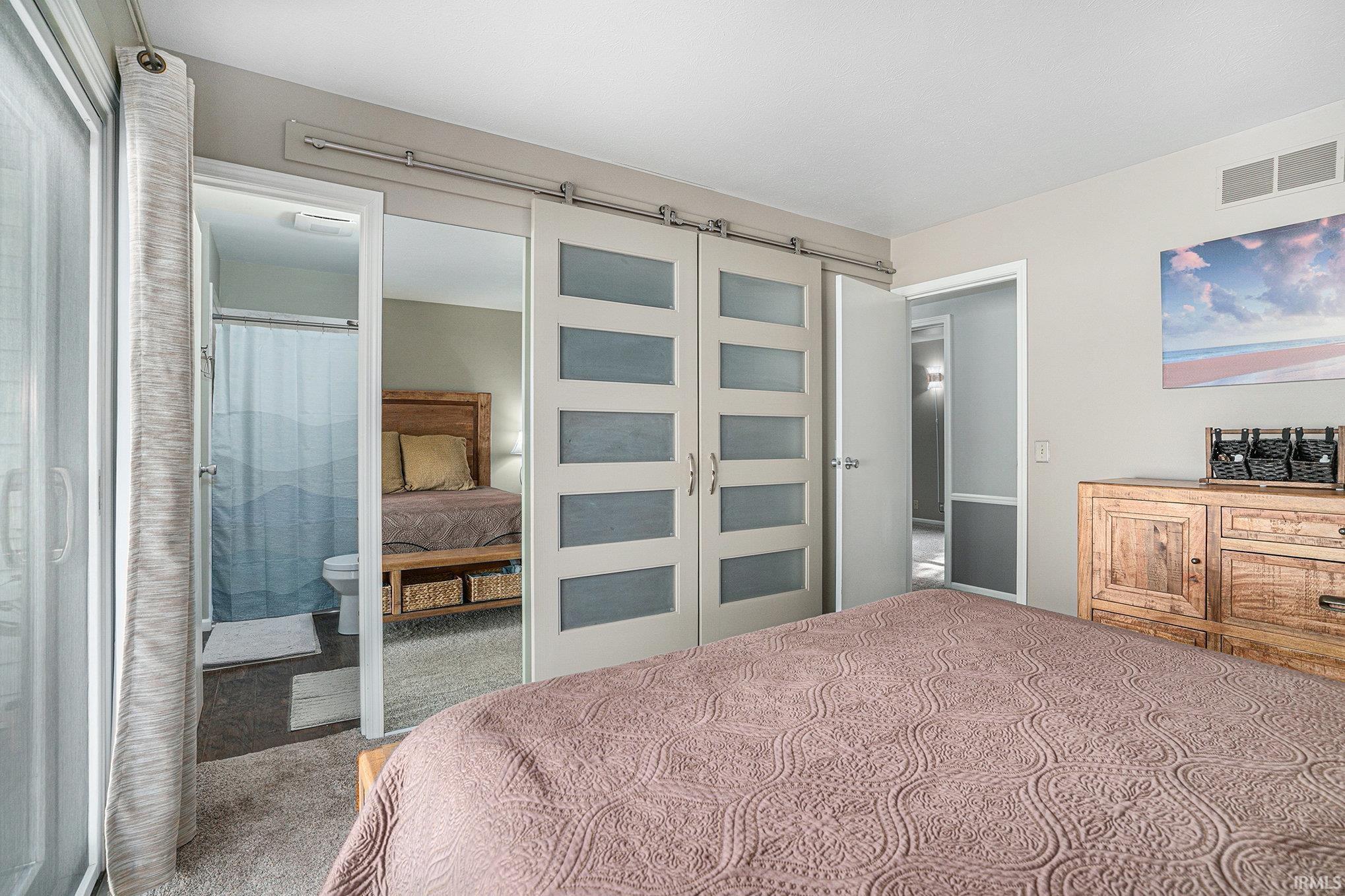 Elkhart, Indiana 46517, United States, 3 Bedrooms Bedrooms, ,2 BathroomsBathrooms,Residential,Active,240151