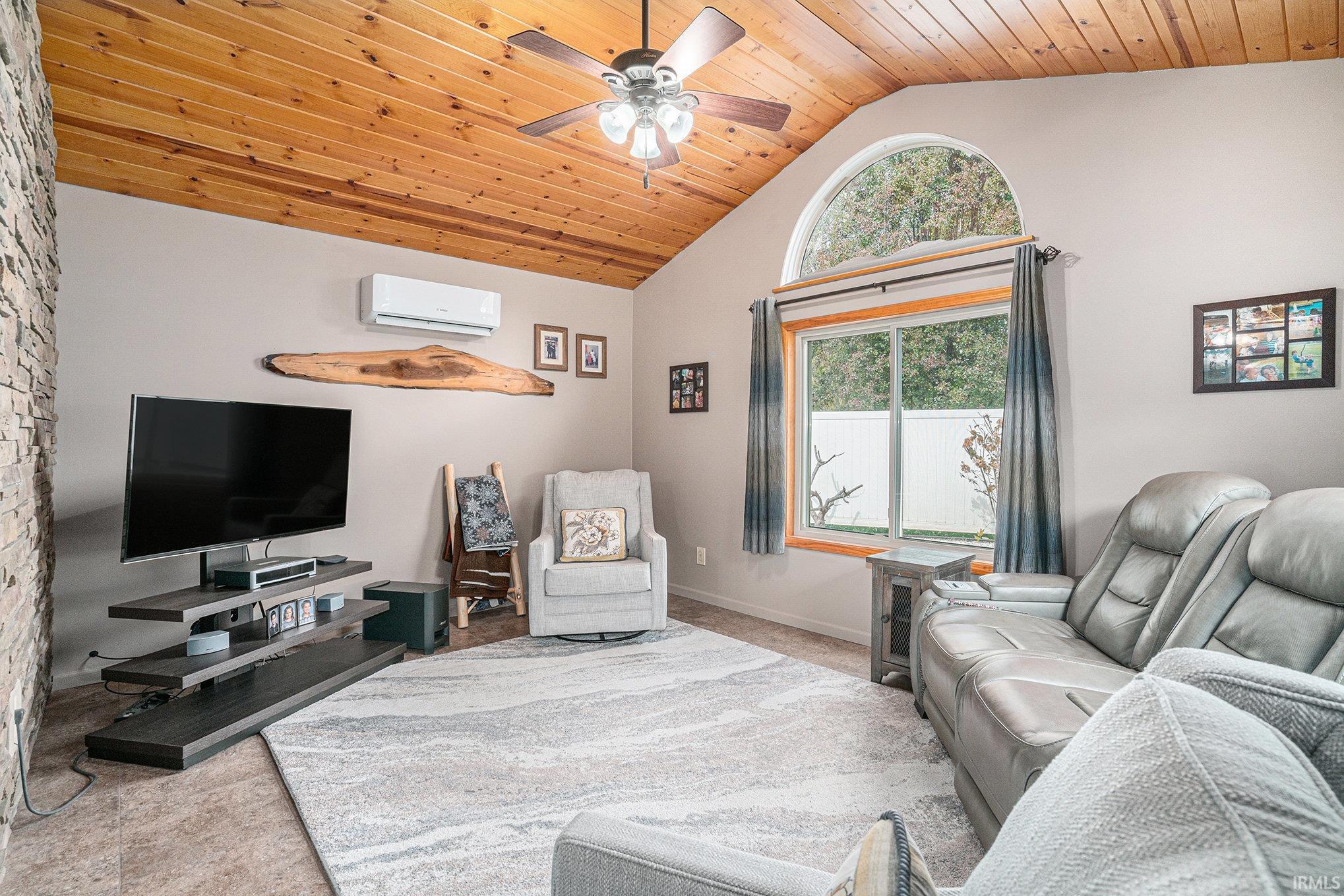 Elkhart, Indiana 46517, United States, 3 Bedrooms Bedrooms, ,2 BathroomsBathrooms,Residential,Active,240151