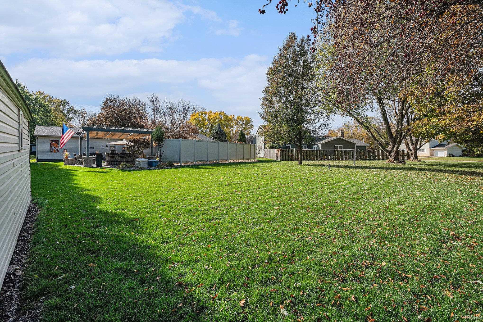 Elkhart, Indiana 46517, United States, 3 Bedrooms Bedrooms, ,2 BathroomsBathrooms,Residential,Active,240151