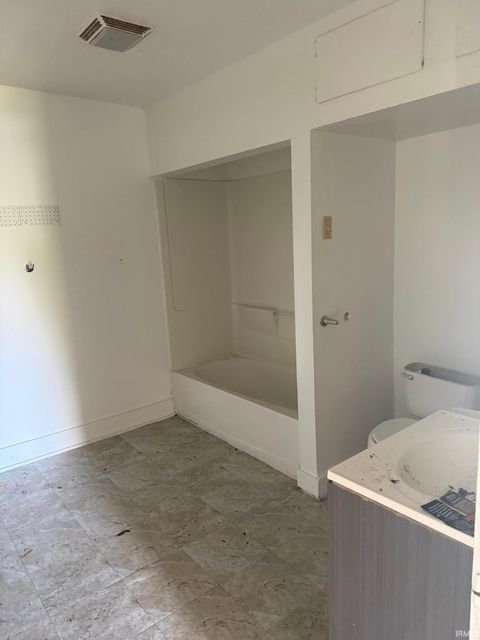 Tiny photo for 3105 central Drive, Fort Wayne, IN 46806 (MLS # 202618693)