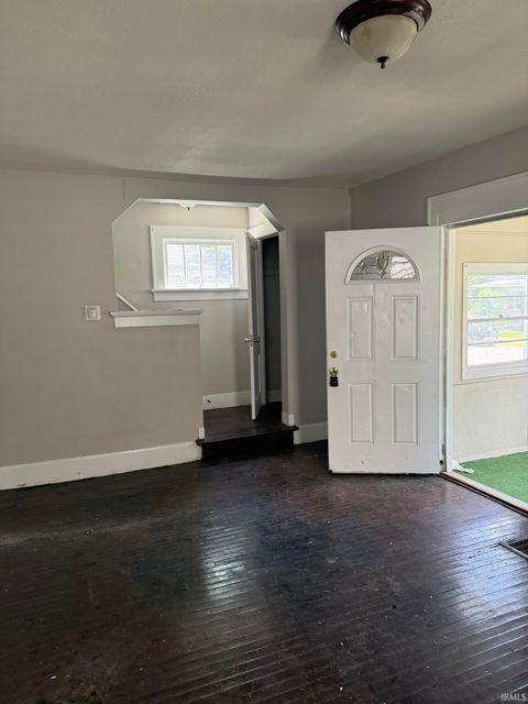 Tiny photo for 3105 central Drive, Fort Wayne, IN 46806 (MLS # 202618693)