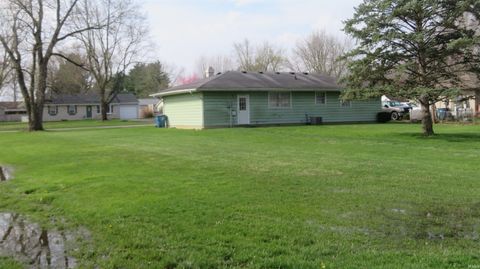 Tiny photo for 506 W GRIFFITH Street, Galveston, IN 46932 (MLS # 202611379)