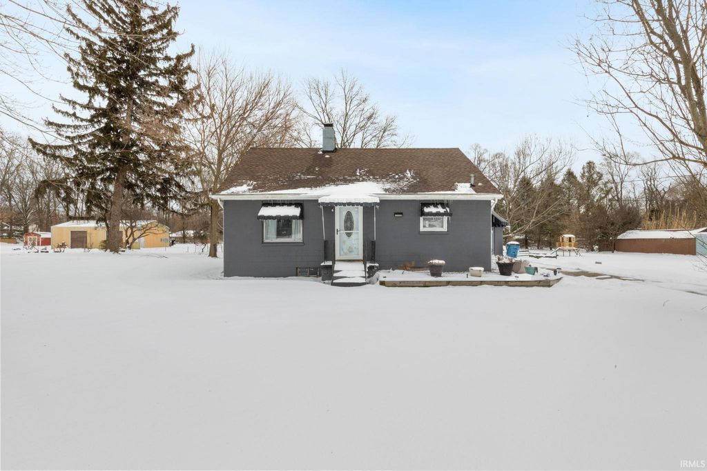 Photo of 56742 Butternut Road, South Bend, IN 46619 (MLS # 202605754)