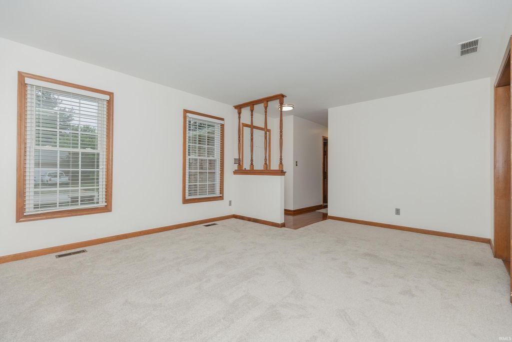 Photo of 4339 N Iroquois Drive, Evansville, IN 47711 (MLS # 202620066)