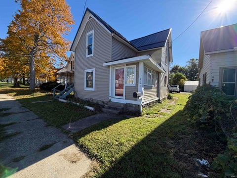 Photo of 519 Manchester Avenue, Wabash, IN 46992 (MLS # 202643652)