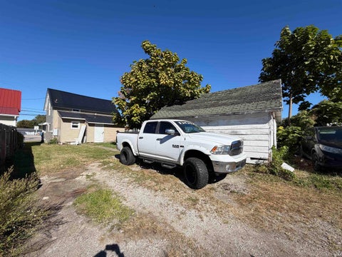 Tiny photo for 519 Manchester Avenue, Wabash, IN 46992 (MLS # 202643652)