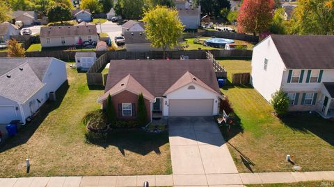 Tiny photo for 1913 Misty Autumn Ct, Kokomo, IN 46901 (MLS # 202542867)