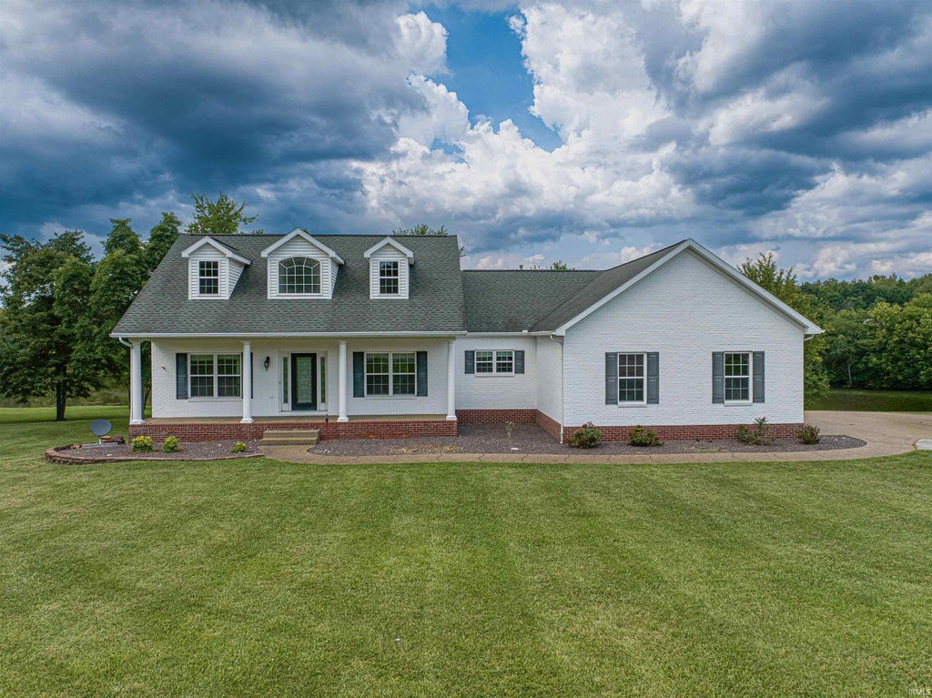 Photo of 6022 Lake Shore Drive, Boonville, IN 47601 (MLS # 202627955)