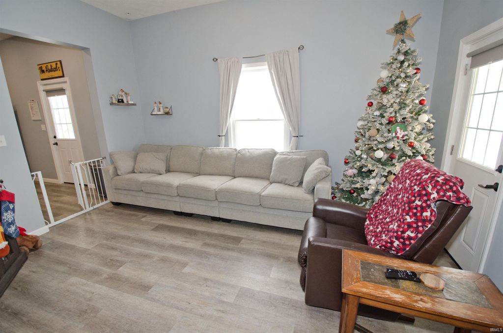 Photo of 408 E Water Street, Linden, IN 47955 (MLS # 202547763)