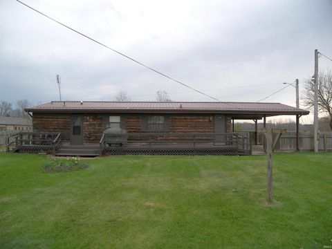 Tiny photo for 18661 East Street, Tippecanoe, IN 46570 (MLS # 202612349)