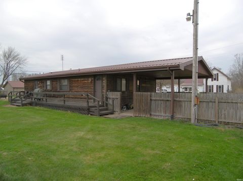 Tiny photo for 18661 East Street, Tippecanoe, IN 46570 (MLS # 202612349)