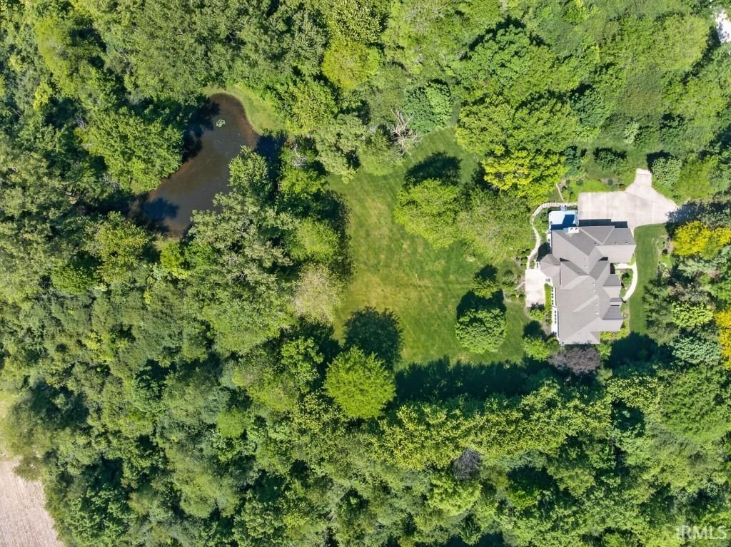 Photo of 7384 E Lakewood Dr 92 Drive, Roanoke, IN 46783 (MLS # 202621335)