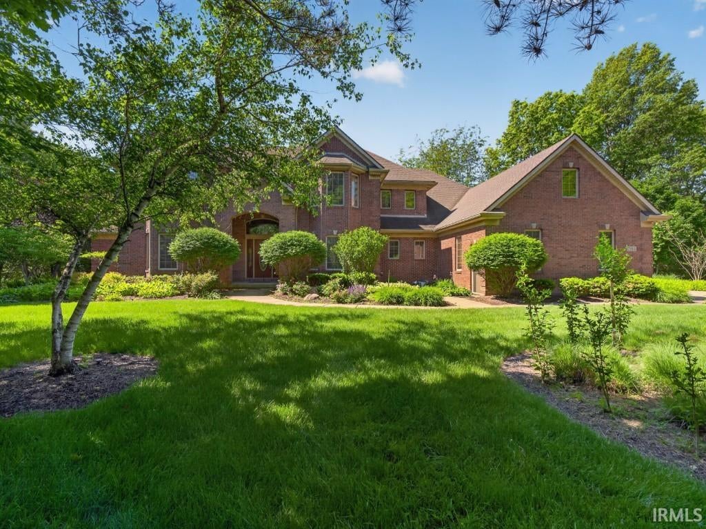 Photo of 7384 E Lakewood Dr 92 Drive, Roanoke, IN 46783 (MLS # 202621335)