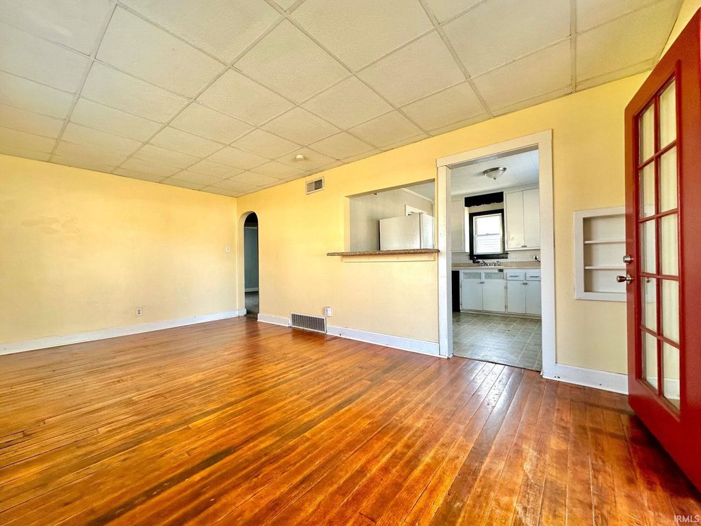 Photo of 1615 Ravenswood Drive, Evansville, IN 47714 (MLS # 202608171)