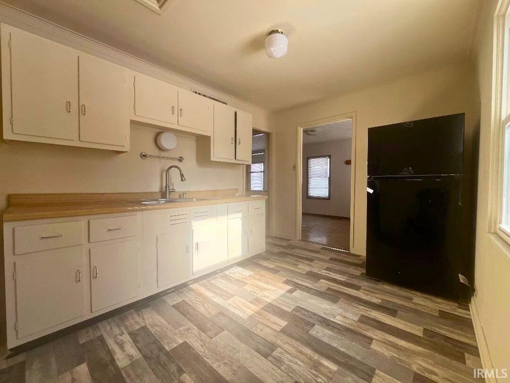 Photo of 804 Park Avenue, Attica, IN 47918 (MLS # 202602768)