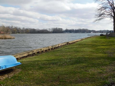 Tiny photo for 5799 N Lake Shore Dr. Dr, Macy, IN 46951 (MLS # 202611538)