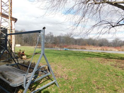 Tiny photo for 5799 N Lake Shore Dr. Dr, Macy, IN 46951 (MLS # 202611538)