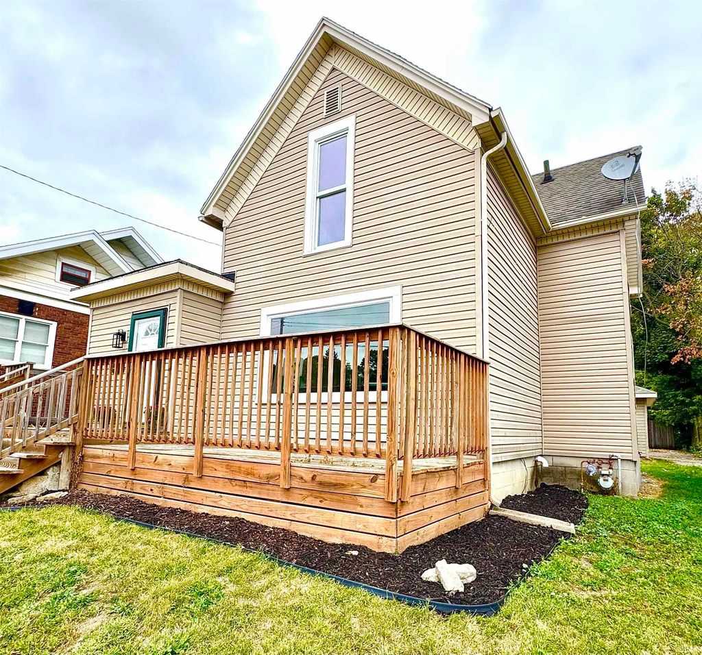 Photo of 325 N Lafontaine Street, Huntington, IN 46750 (MLS # 202538399)