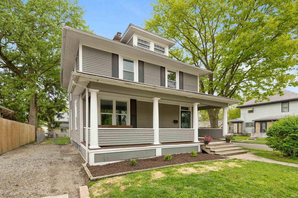 Photo of 1631 Columbia Avenue, Fort Wayne, IN 46805 (MLS # 202616233)