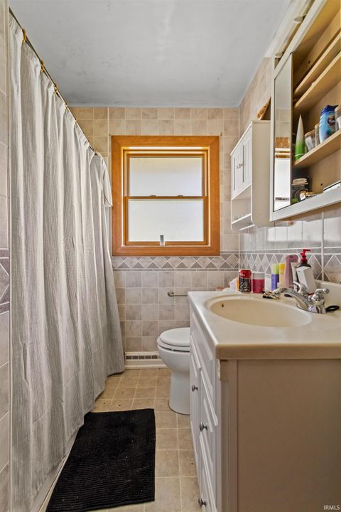 Tiny photo for 236 W 400 SOUTH, Kokomo, IN 46902 (MLS # 202530629)