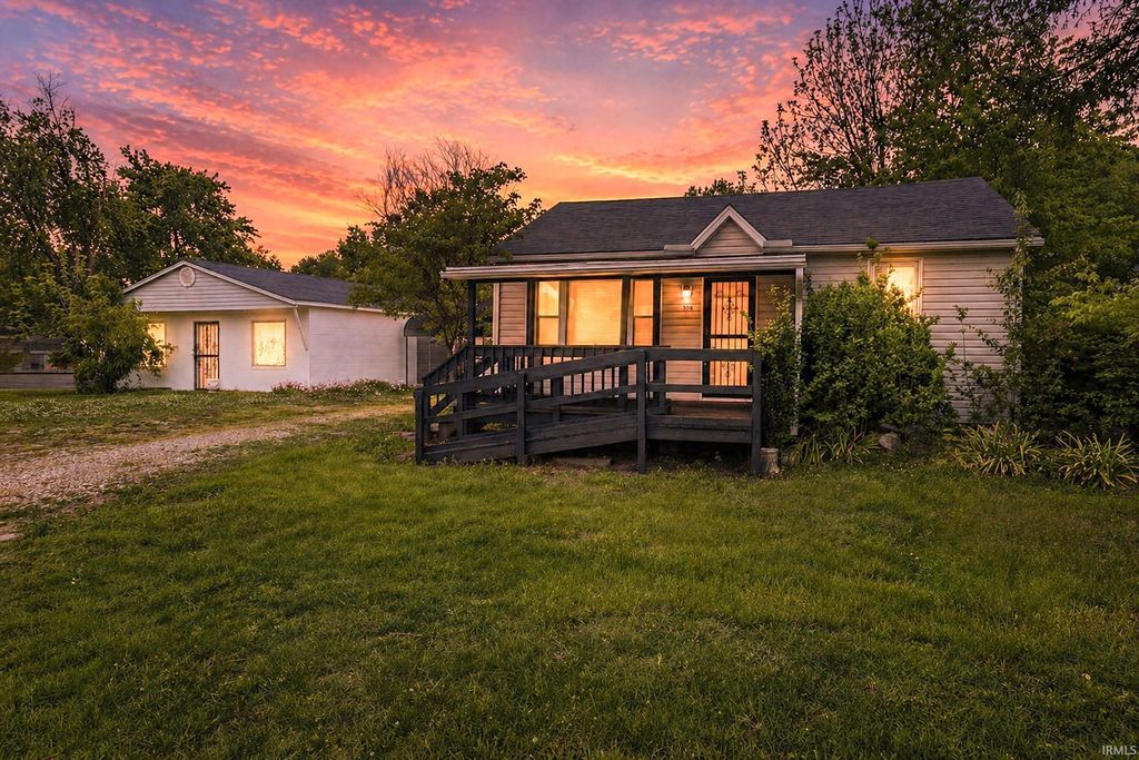 Photo of 304 E Lincoln Avenue, Chandler, IN 47610 (MLS # 202615479)