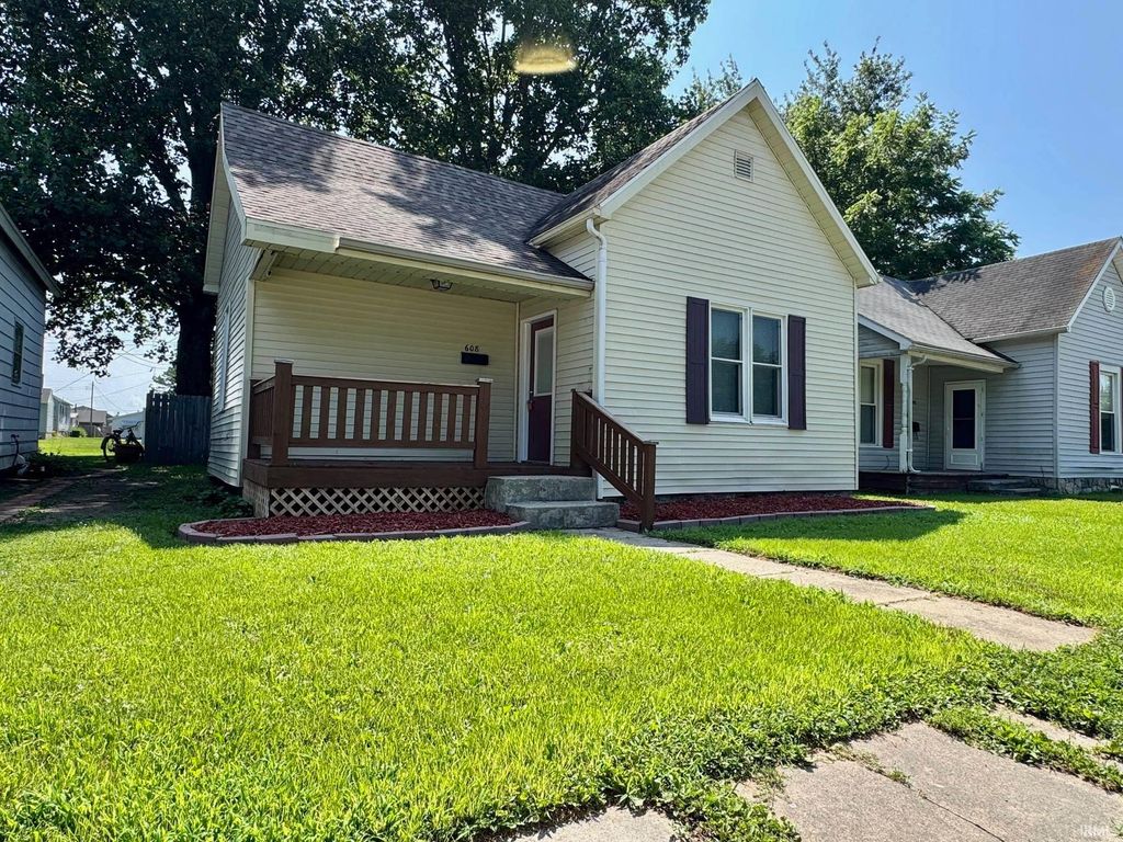 Photo of 608 S Stormont Street, Princeton, IN 47670 (MLS # 202604789)