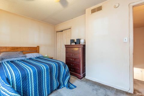 Tiny photo for 882 E Sherwood Hills Drive, Bloomington, IN 47401 (MLS # 202606848)