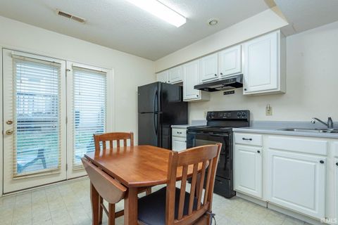 Tiny photo for 882 E Sherwood Hills Drive, Bloomington, IN 47401 (MLS # 202606848)