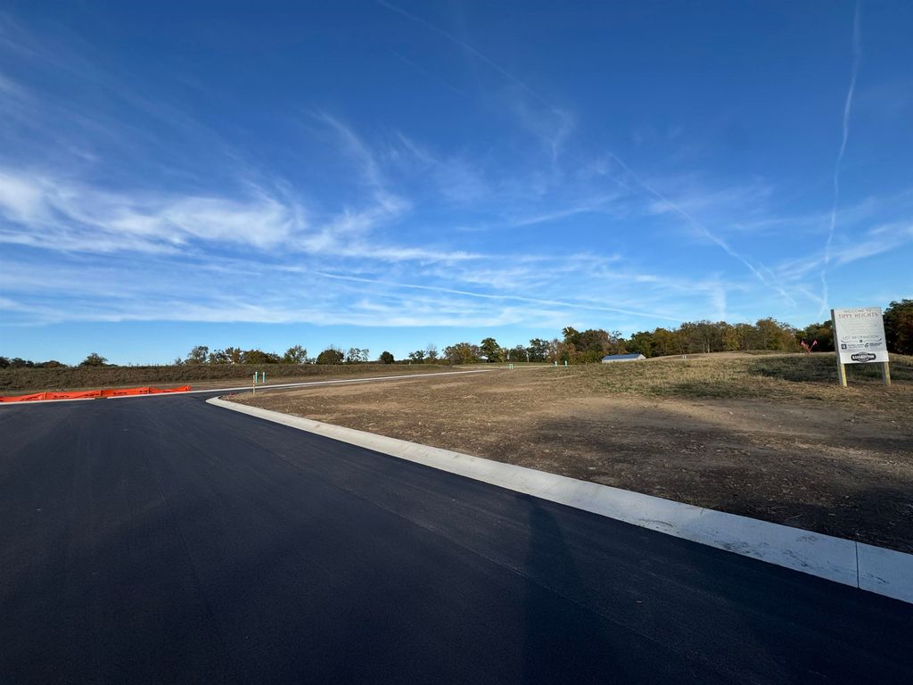 Photo of Lot 19 Tippy View Drive #19, Leesburg, IN 46538 (MLS # 202546081)