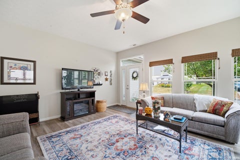 Tiny photo for 2470 Estancia Lane, Lafayette, IN 47909 (MLS # 202639229)