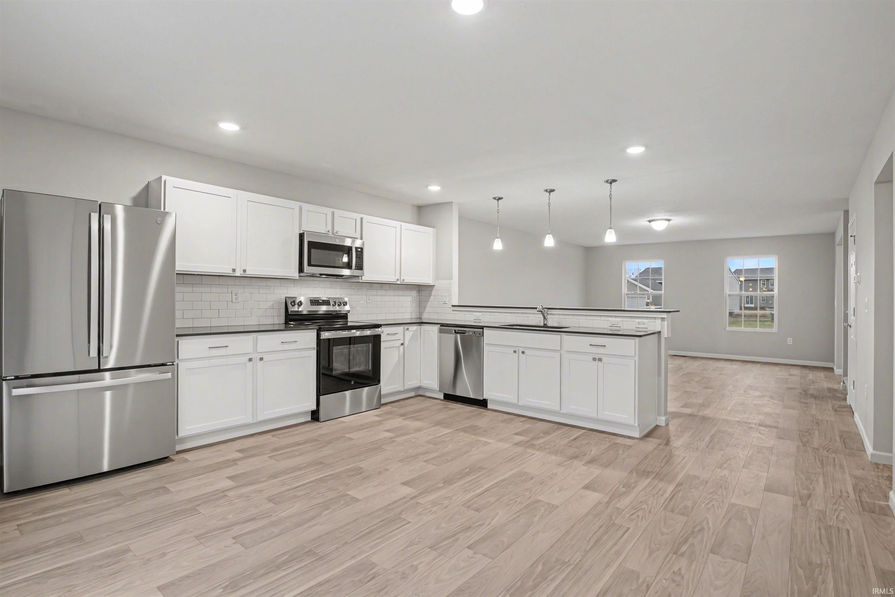 5116 Bankside Court, Mishawaka, IN 46544 | MLS 202549402 | Listing ...