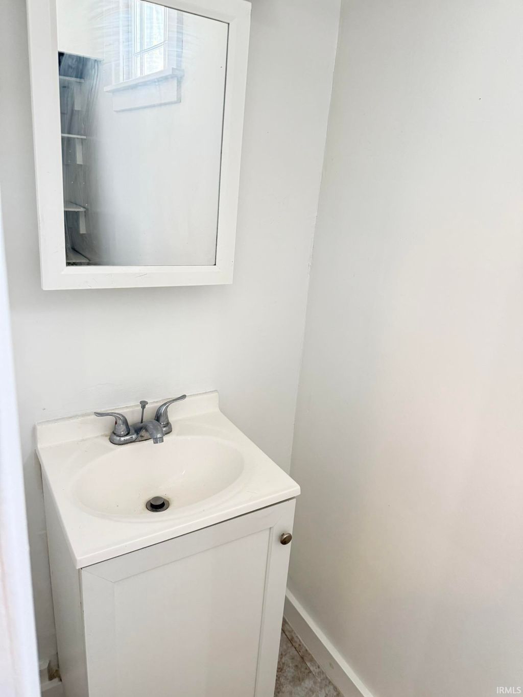 Photo of 822 Poplar Street, Fort Wayne, IN 46802 (MLS # 202542555)