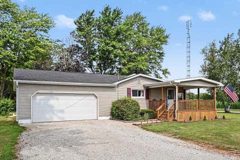 Photo of 4061 E 350 S Road, Rochester, IN 46975 (MLS # 202627503)