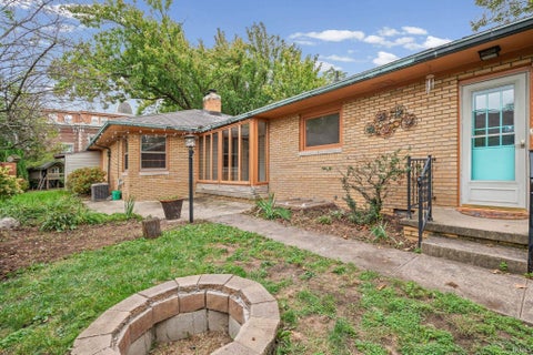 Tiny photo for 1028 State Street, Lafayette, IN 47905 (MLS # 202642947)