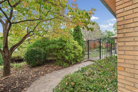 Tiny photo for 1028 State Street, Lafayette, IN 47905 (MLS # 202642947)