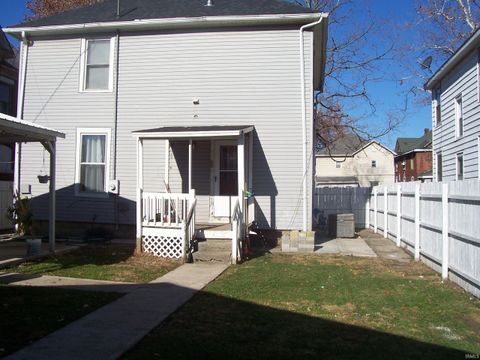 Tiny photo for 207 E Miami Avenue, Logansport, IN 46947 (MLS # 202547109)