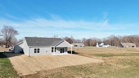 Tiny photo for 112 Williston Court, Delphi, IN 46923 (MLS # 202547292)