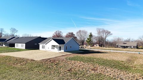 Tiny photo for 112 Williston Court, Delphi, IN 46923 (MLS # 202547292)