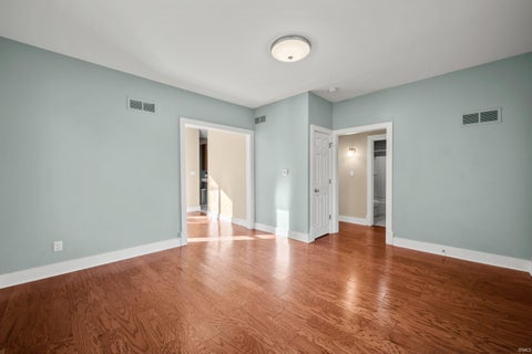 Tiny photo for 1008 California Avenue, South Bend, IN 46616 (MLS # 202643849)
