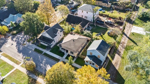Tiny photo for 1008 California Avenue, South Bend, IN 46616 (MLS # 202643849)