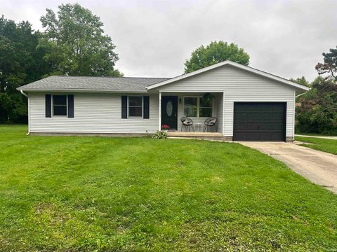 Photo of 5906 S Wallace Court, Bloomington, IN 47403 (MLS # 202619859)