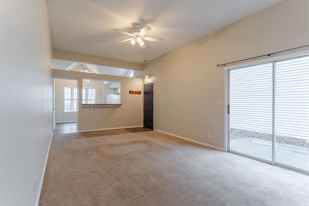 Photo of 1703 Greencastle Drive, Evansville, IN 47715 (MLS # 202607776)