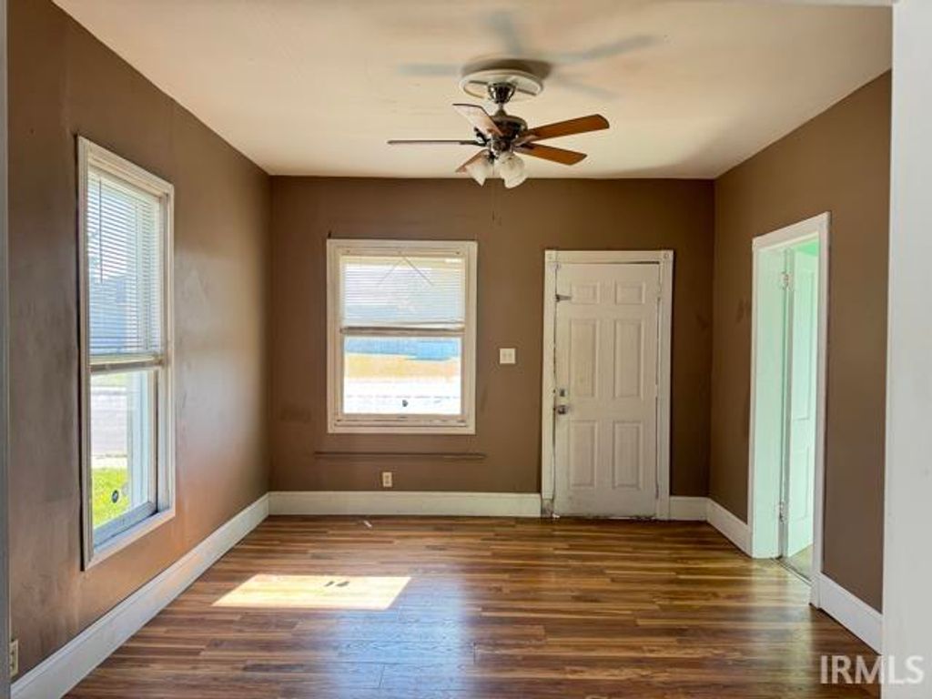 Photo of 2307 LINDEN Avenue, South Bend, IN 46628 (MLS # 202604044)