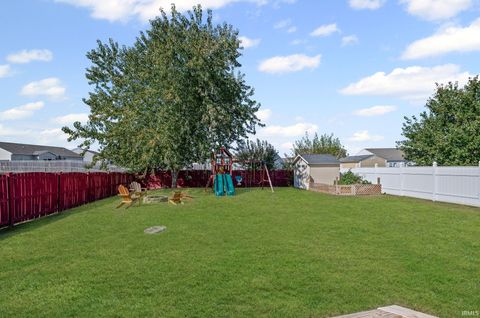 Tiny photo for 4674 Peebleshire Lane, Lafayette, IN 47909 (MLS # 202542252)