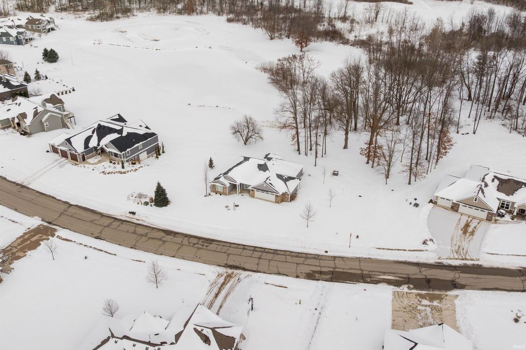 Photo of 3330 Kellygreen Court, Angola, IN 46703 (MLS # 202604524)