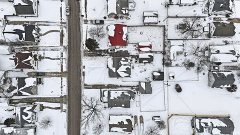 Tiny photo for 1917 Glenwood Avenue, Fort Wayne, IN 46805 (MLS # 202603861)