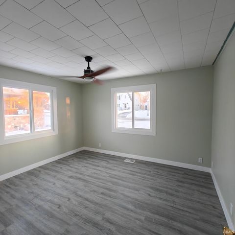 Tiny photo for 1917 Glenwood Avenue, Fort Wayne, IN 46805 (MLS # 202603861)