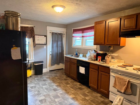 Tiny photo for 1602 W Adams Street, Muncie, IN 47303 (MLS # 202630591)