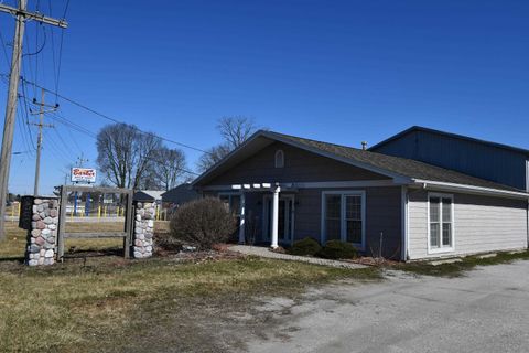 Photo of 4068 N State Road 15 Suite A, Warsaw, IN 46582 (MLS # 202610590)
